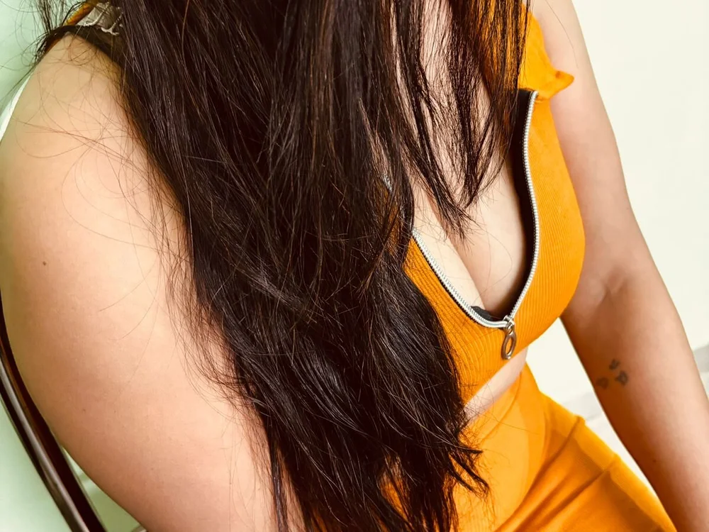 Anika_9's most recent online preview