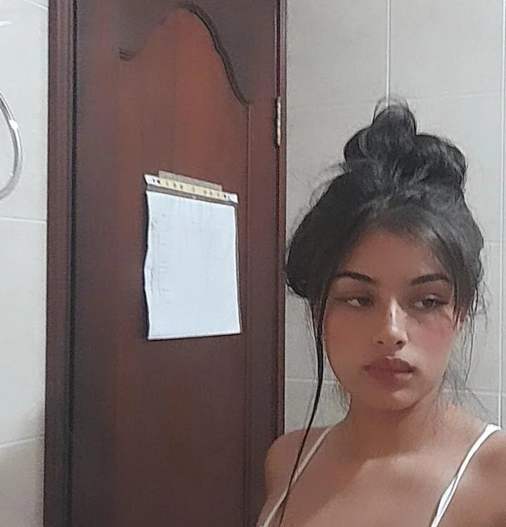 selen_evans_ offline chatrum