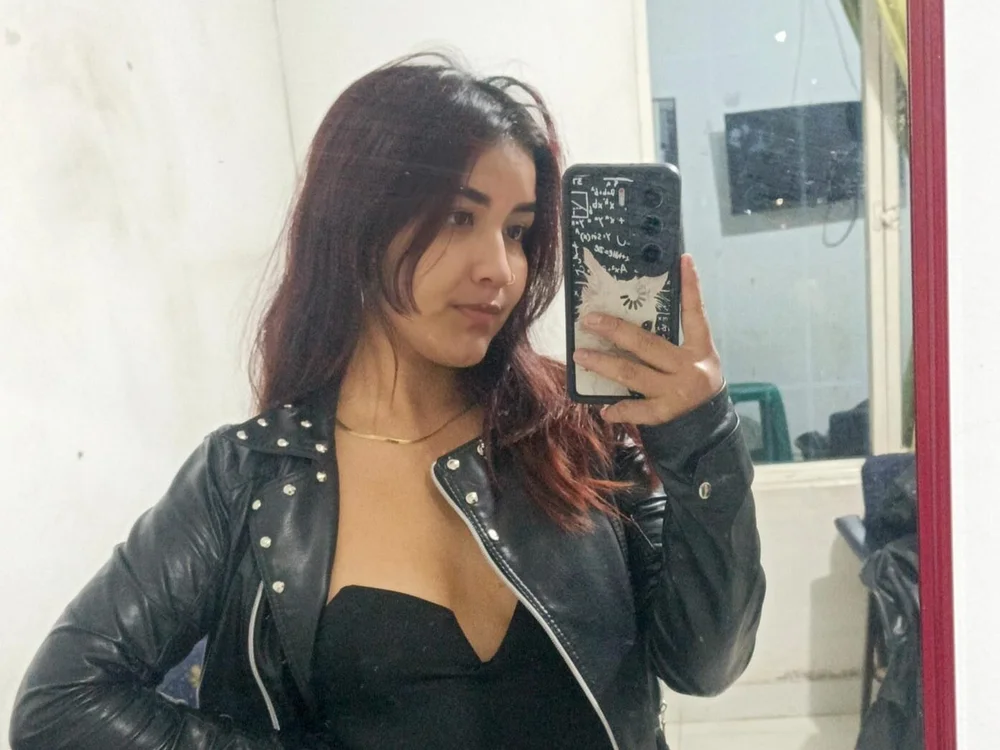 غرفة دردشة Stacy_Bell دون اتصال