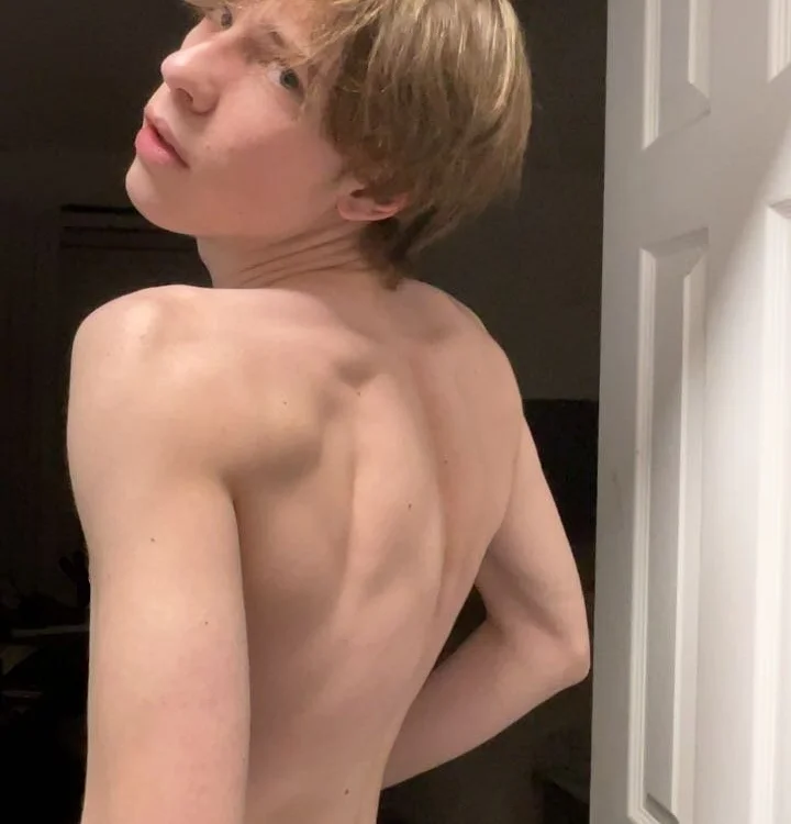 micahisnude offline chatrum
