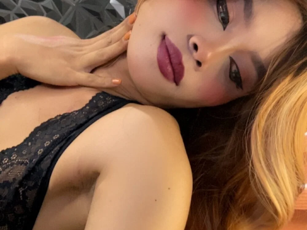 Yourdivagoddess Chat XXX Ngoại tuyến