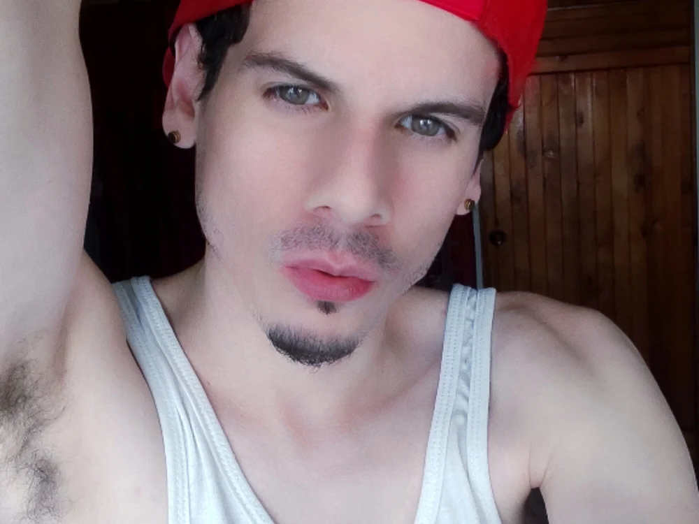 mrjoshr18 offline chatrum