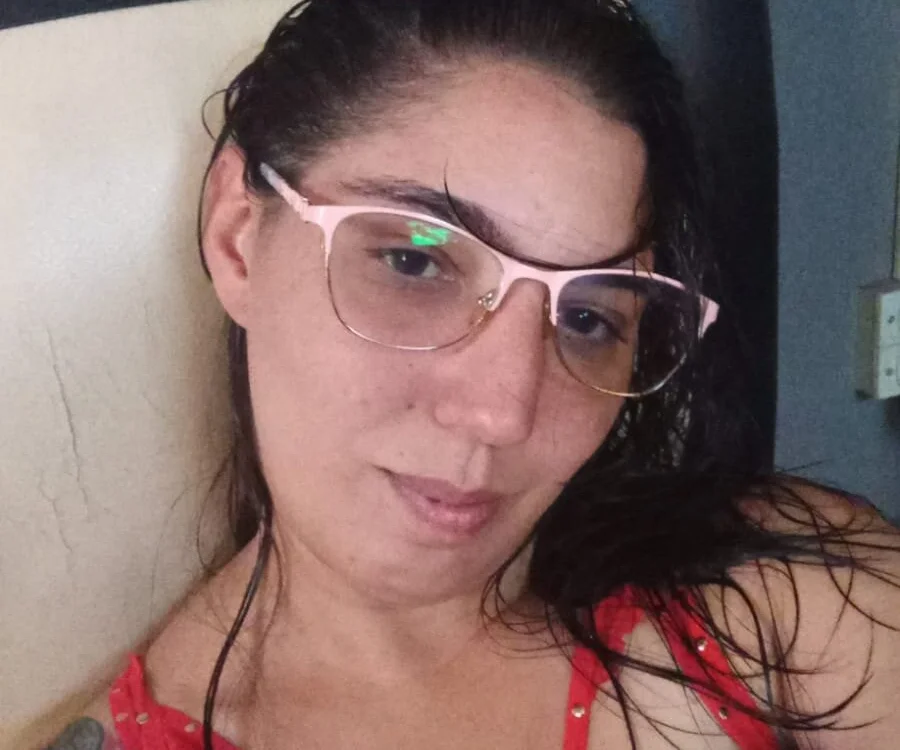 belen91's Offline Chat Room