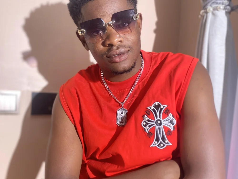 SAMWELKAIRO's Offline XXX Chat