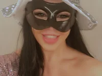 Aleen8067 Adlı Modelin Canlı XXX Sohbeti