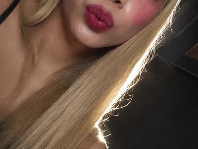 SabrinaVoss Trans Creampie Cam Porn