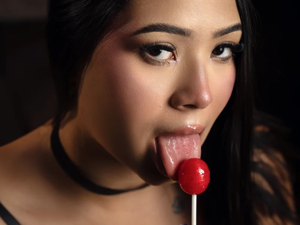 LunaRose5のオフラインXXXチャット
