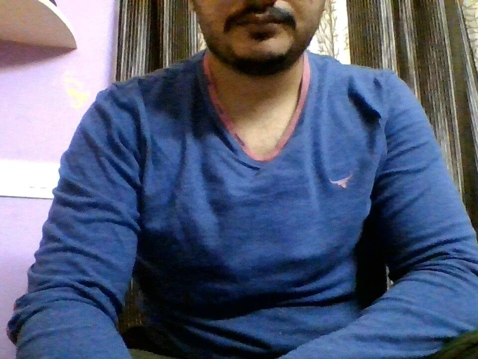 naughtymike0007 Chat XXX Ngoại tuyến