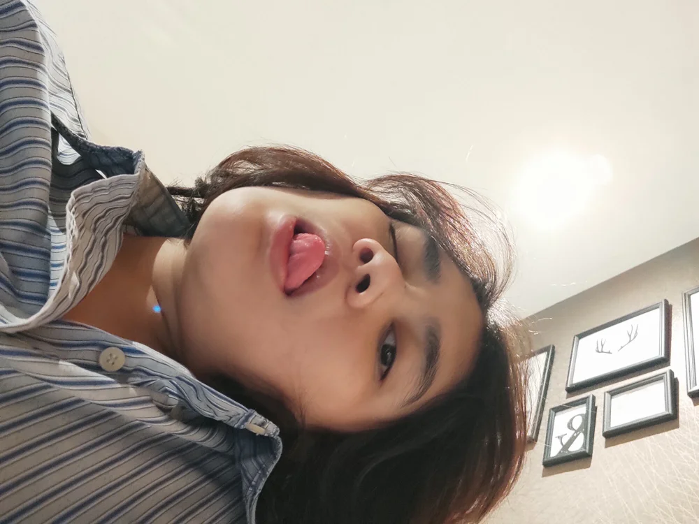 Bubucukbu's Offline Chat Room