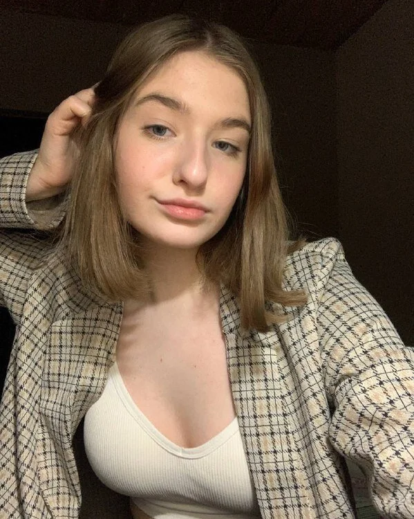 HaiLexa's Offline Chat Room