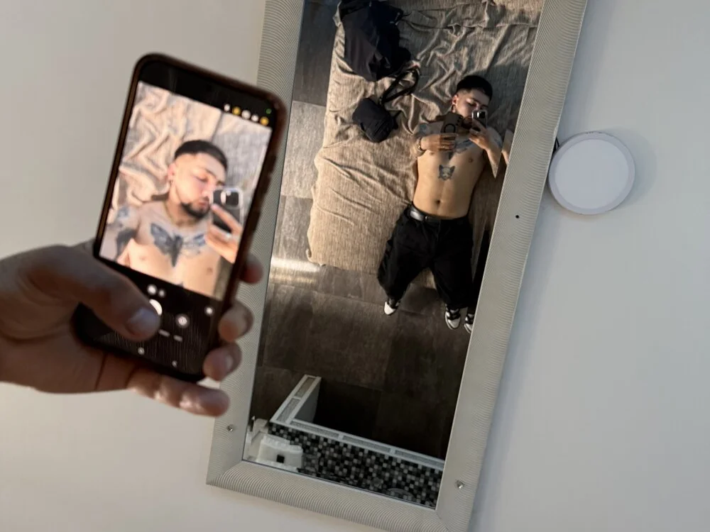 Офлайн-чат XXX Levi_rentboy