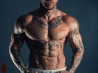 Baddys100 live cam profile - MySuperHot