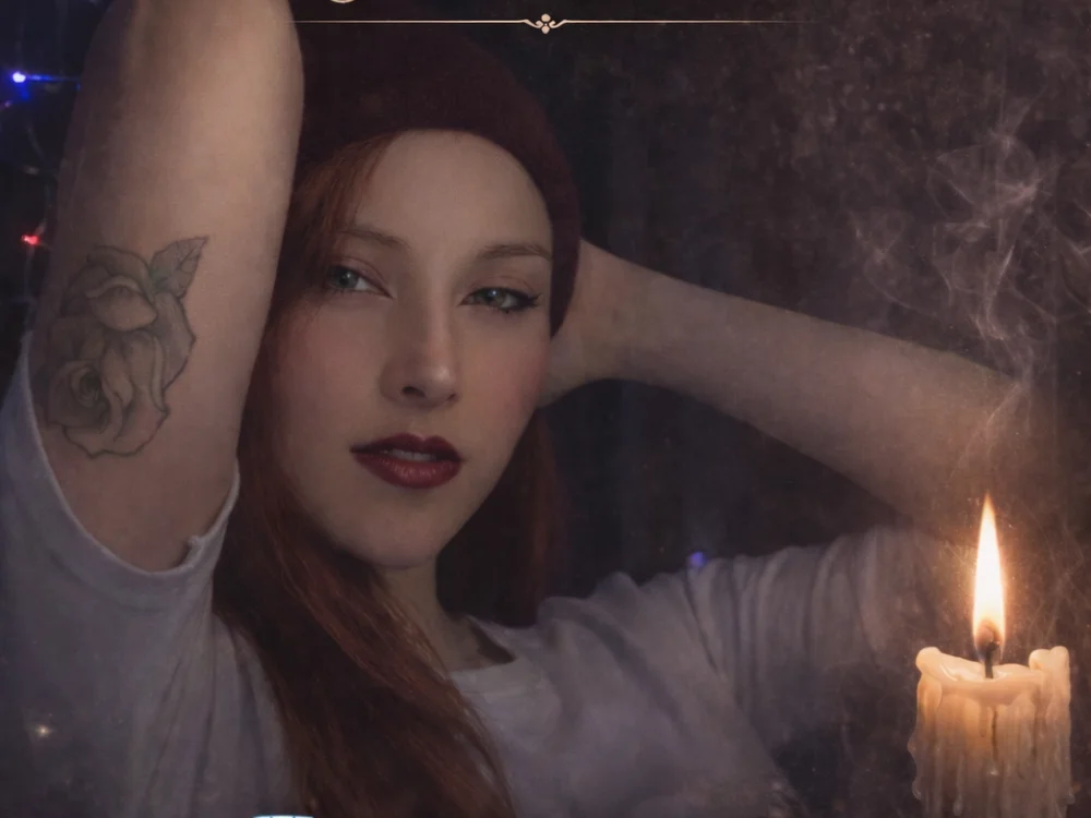 Velvet_Moon33's Offline XXX Chat