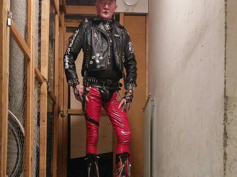 NahkaSami offline XXX-chatje