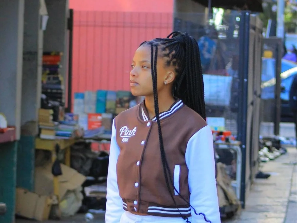 PrettyWeird Obrolan XXX Offline