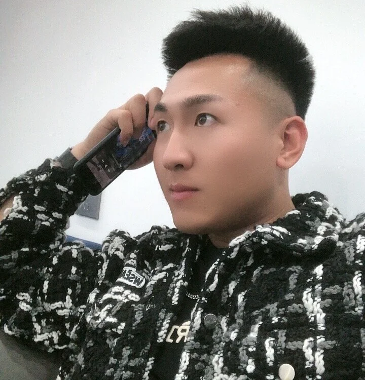 zhanghao980809n Offline XXX chat