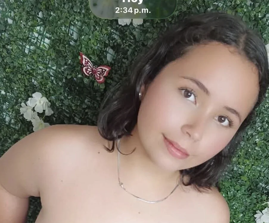 kira_Squirtt's Offline XXX Chat