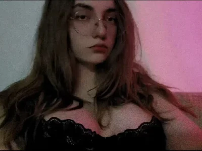 Molly_sparkle_ Female Sexting Online Webcam Striptease