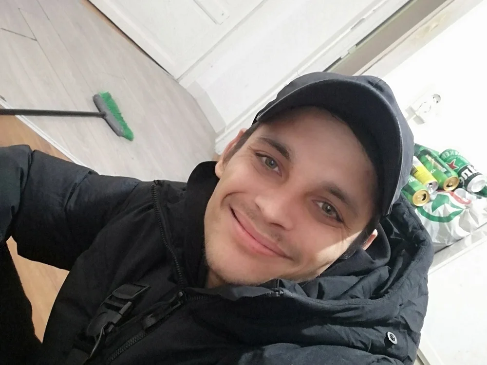 SlushyEvent0's Offline Chat Room