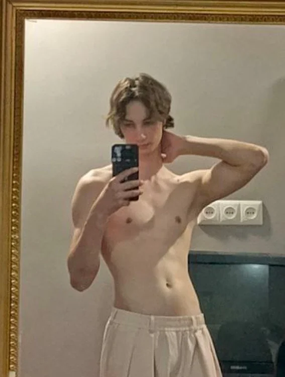 Joseph-Lowers Offline XXX Chat