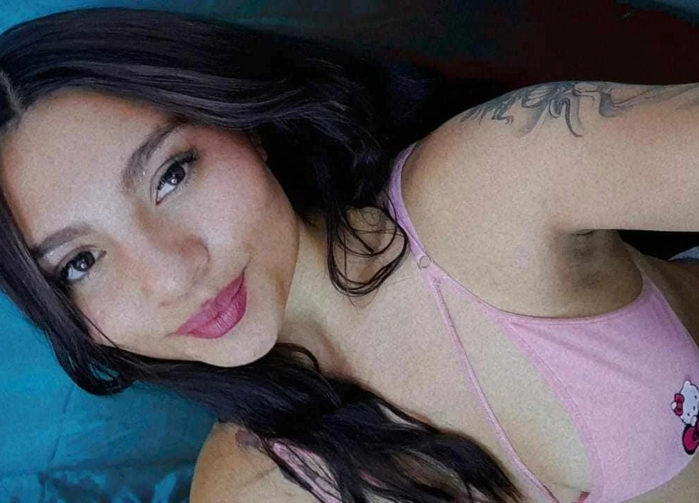 arte_misa20's Offline XXX Chat