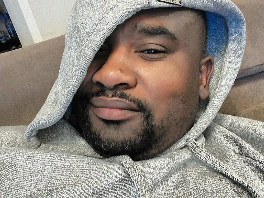 Bhebhe45's Offline Chat Room