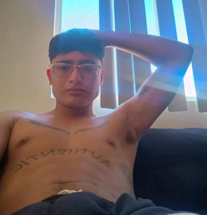 Adriancin_ offline chatrum