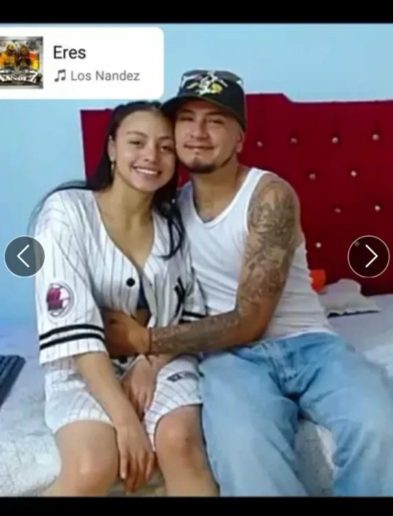 NuestroMundoIntimo's Offline XXX Chat