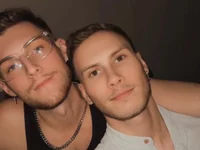 chaseleone's webcam live show