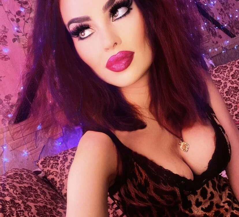 Pauline_Long's Offline XXX Chat