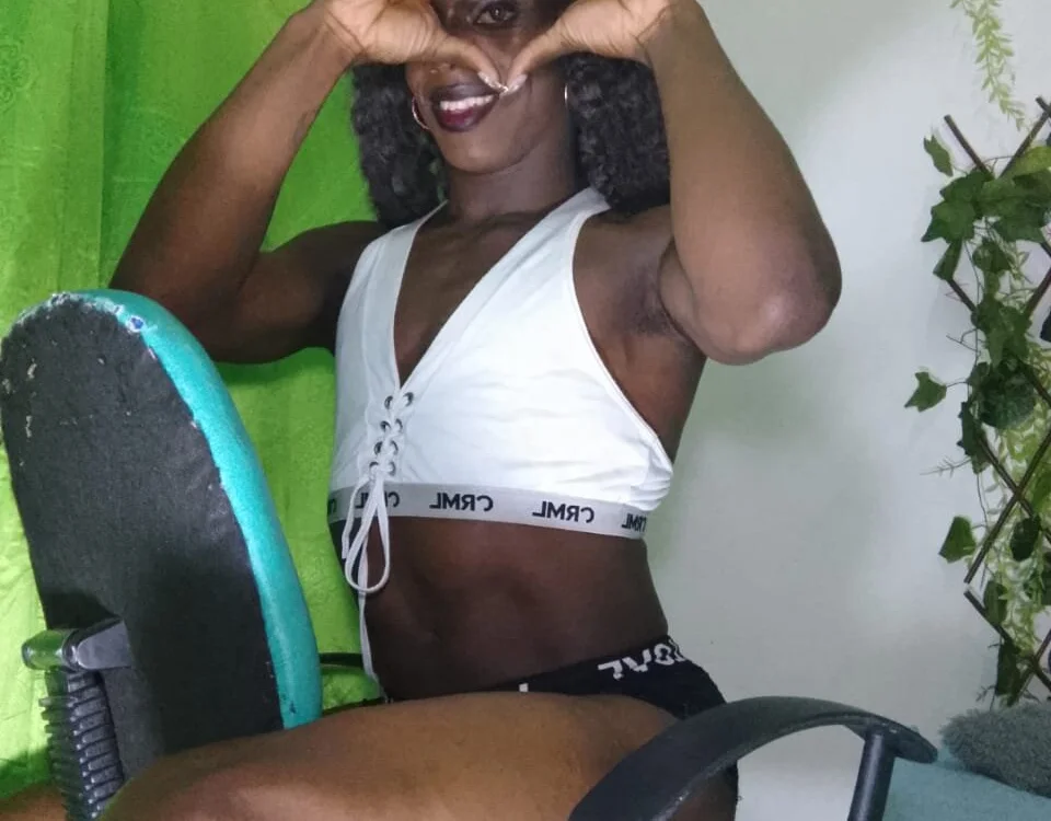 kataleya_hots' Offline XXX Chat