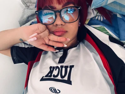 Tay_lunelle - Girl 