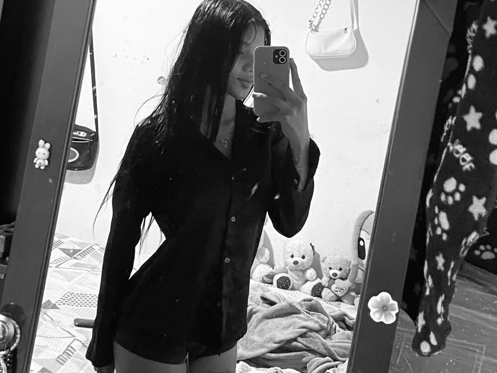 Kittie026 Chat XXX offline