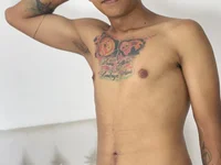 boy_biigcock24cm's webcam live show