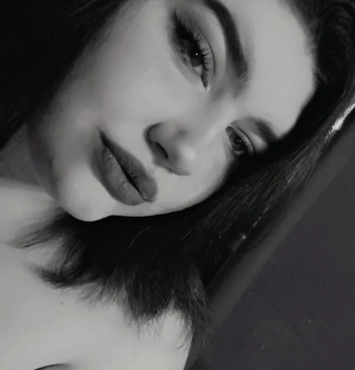Offline chatovací místnost Lise_Robyn