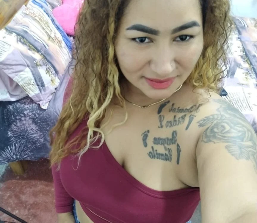 Cataleya36_'s Offline Chat Room
