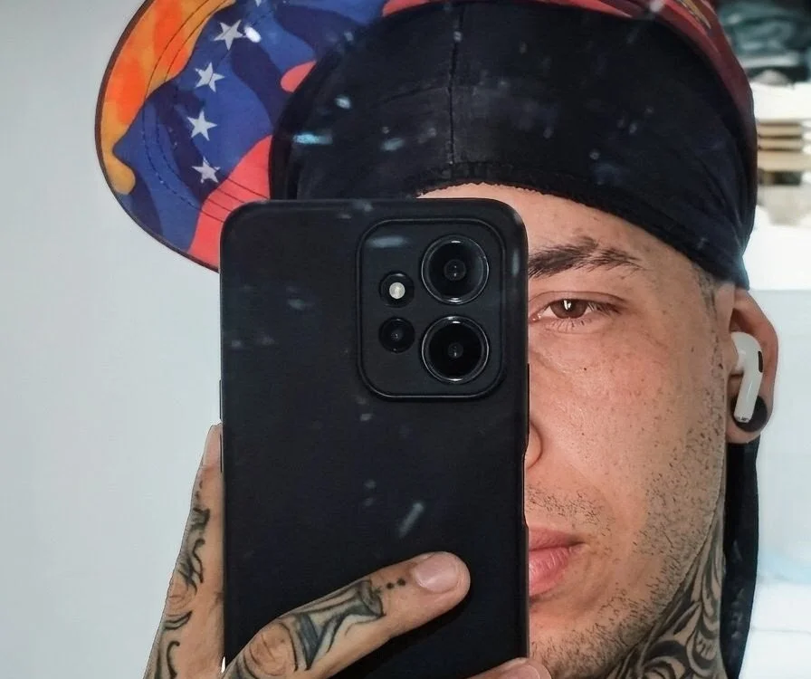 Hades_24 Offline XXX-chat