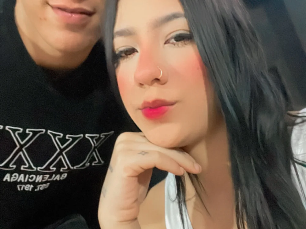 Luck-And_Susy's Offline XXX Chat