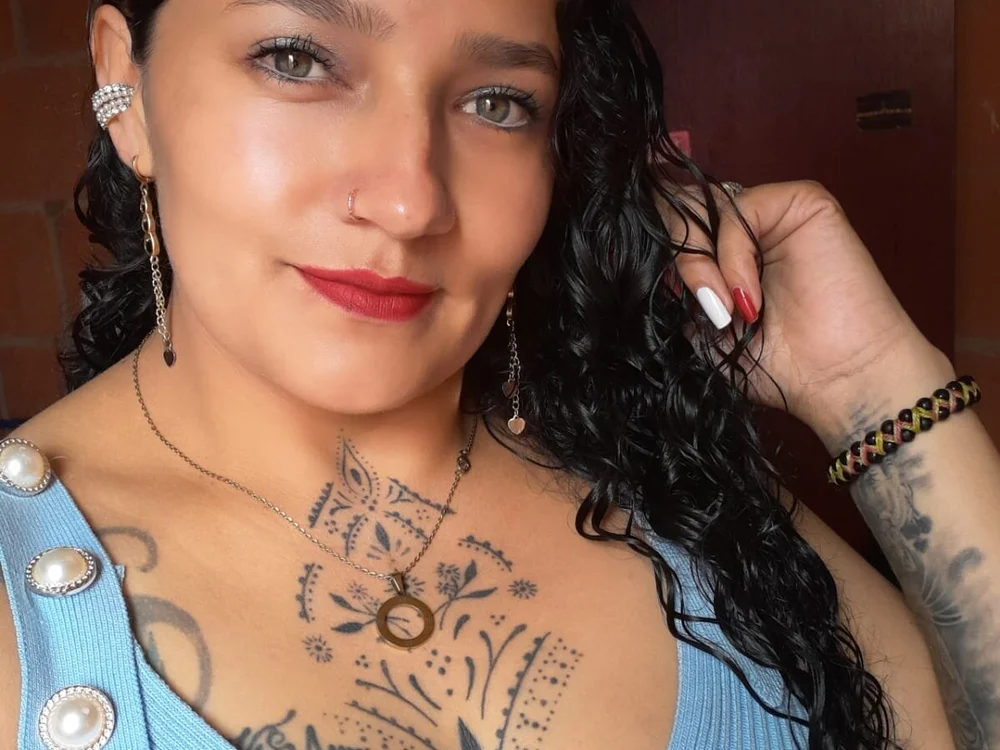 CYNDY14 offline chatrum