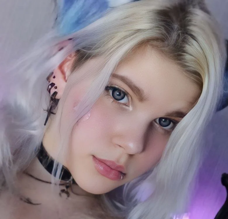 JoannLowe Offline XXX-chat