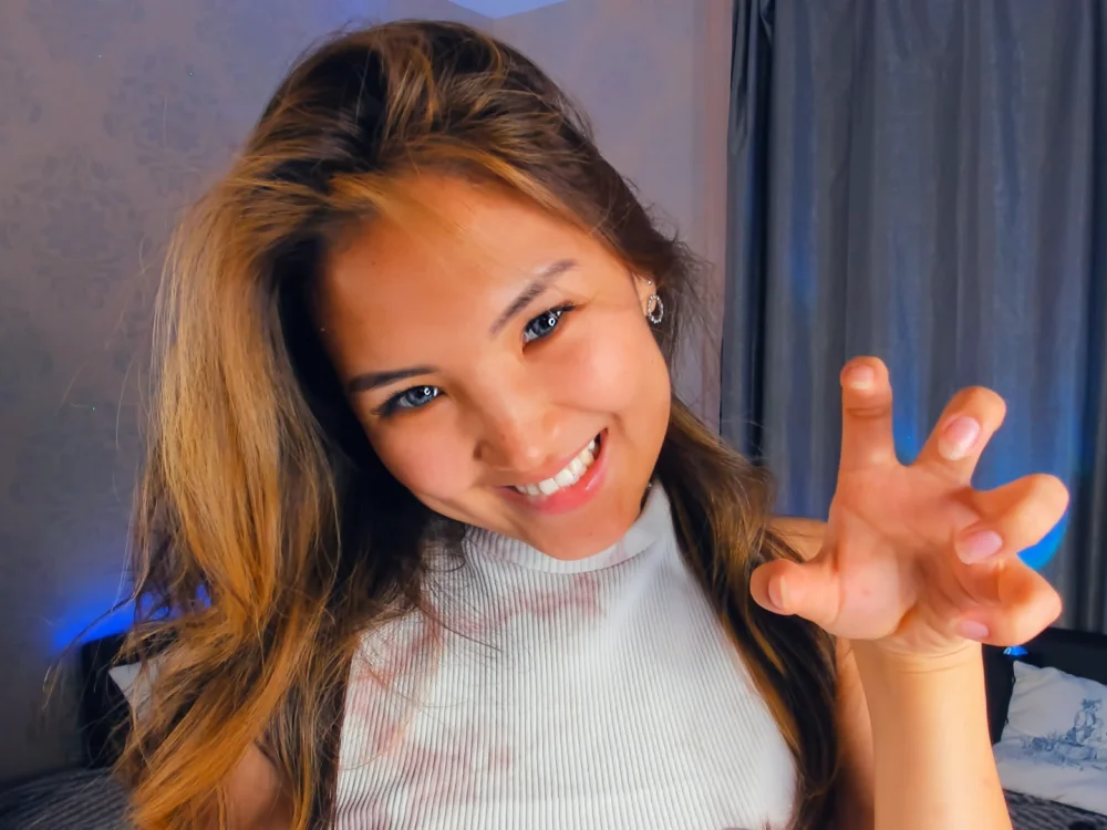 CceeLiand: офлайн-секс-чат