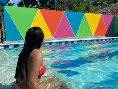 Sexy_zoe_outdoors - medium