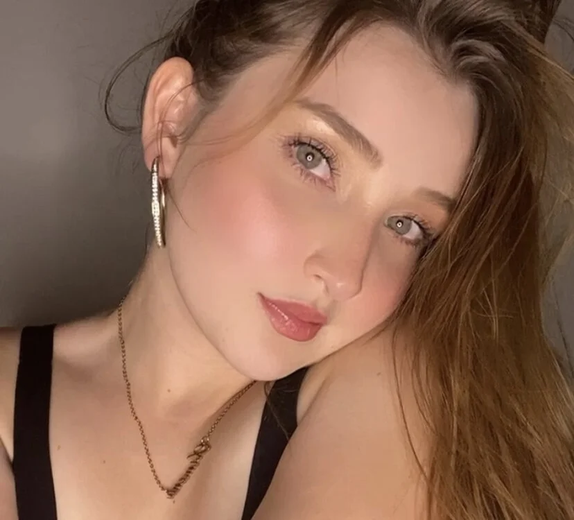 ZarinaVolkova's Offline XXX Chat