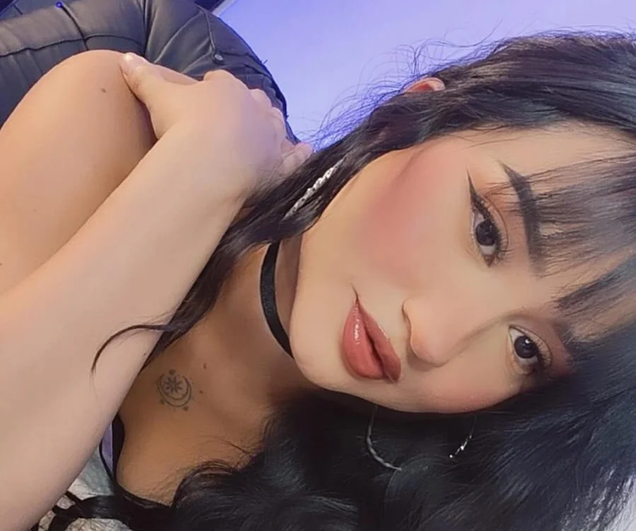 Maggie_1 offline XXX-chat