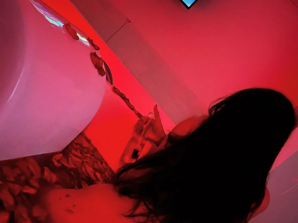 SweetGirlBad's Offline Chat Room