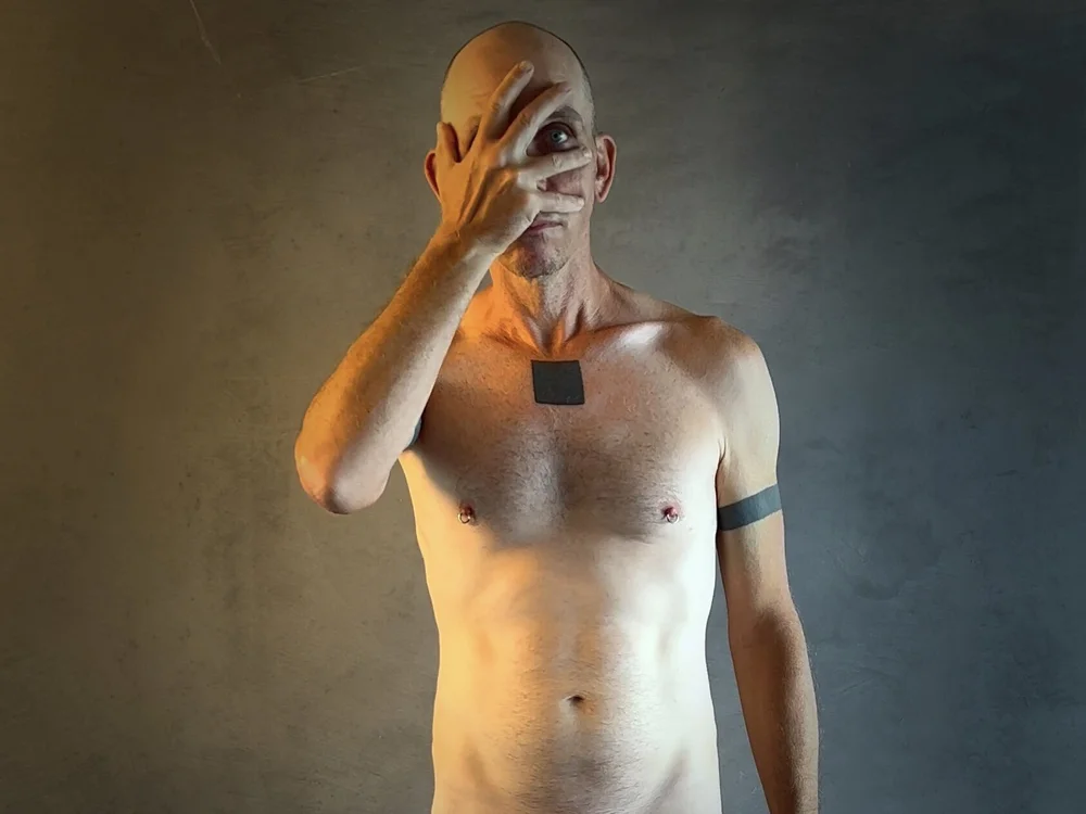 แชท XXX ออฟไลน์ของ Naked_Mark