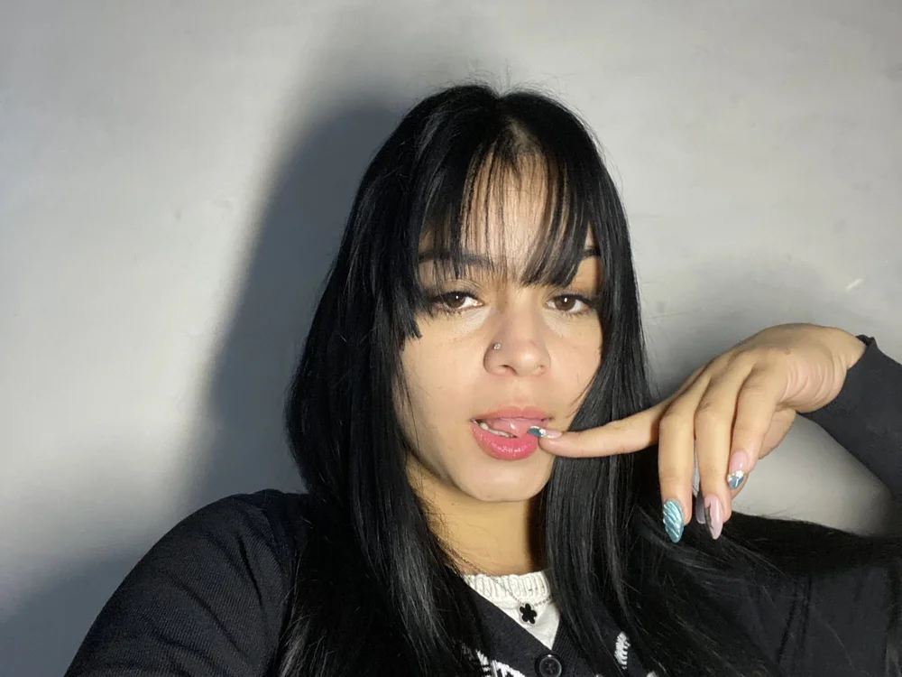 Pauli262's Offline Chat Room