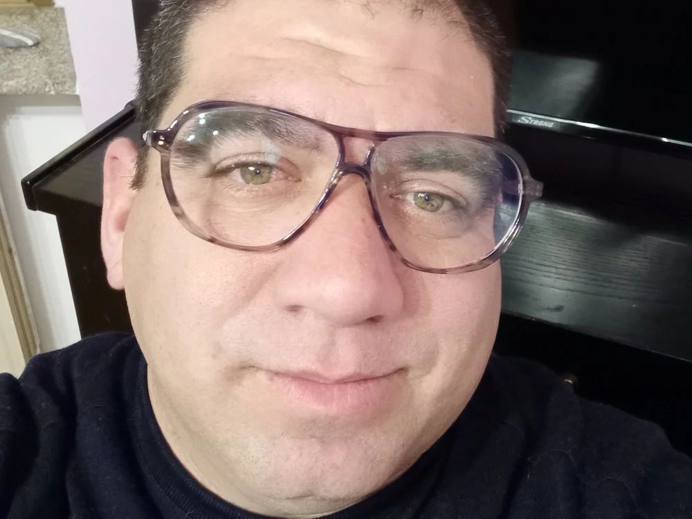 sabroson41's Offline Chat Room