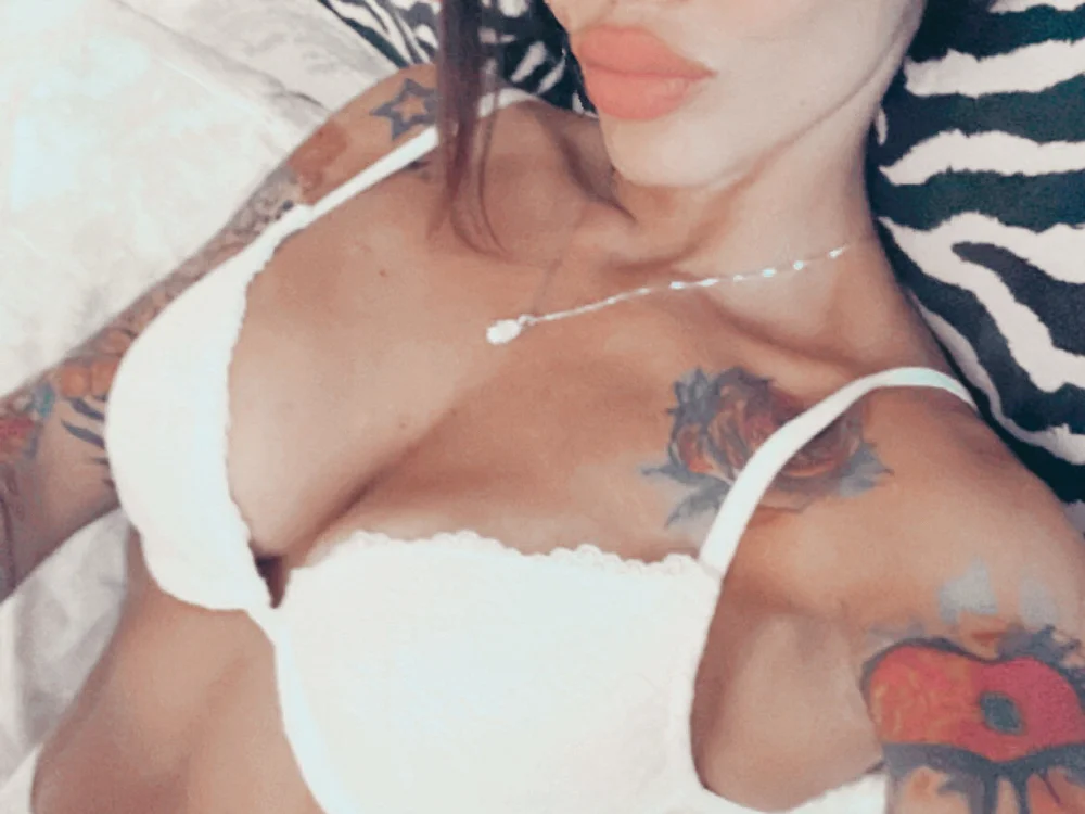 GioiaIpnotica's Offline XXX Chat