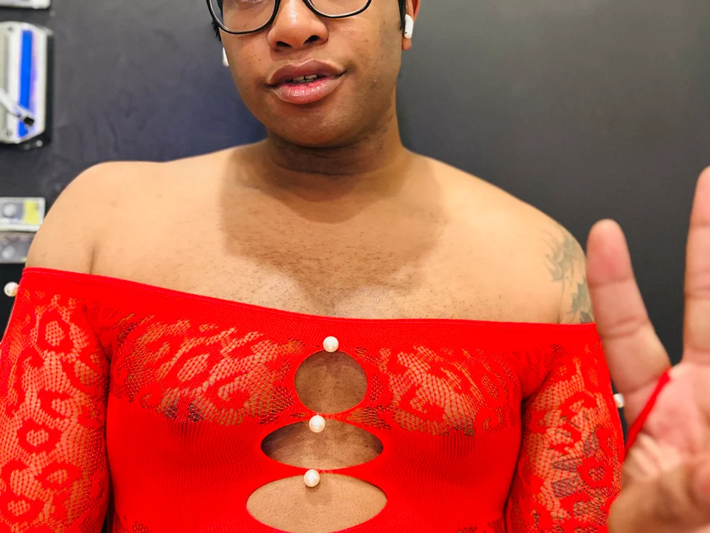 Sissyblkgoddess__ Chat XXX offline